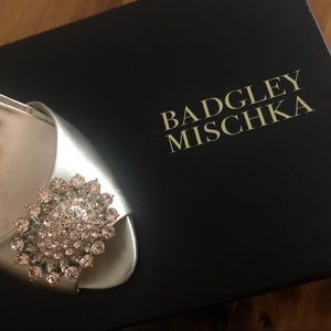 BADGLEY MISCHKA Gold Heels